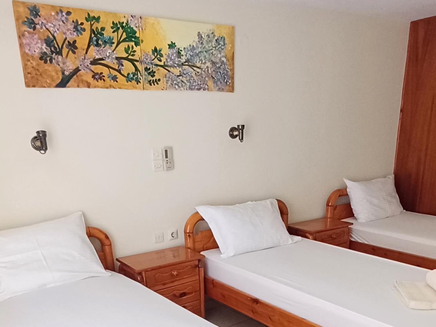 Flora Studios Corfu - Adults Only Benitses  Extérieur photo