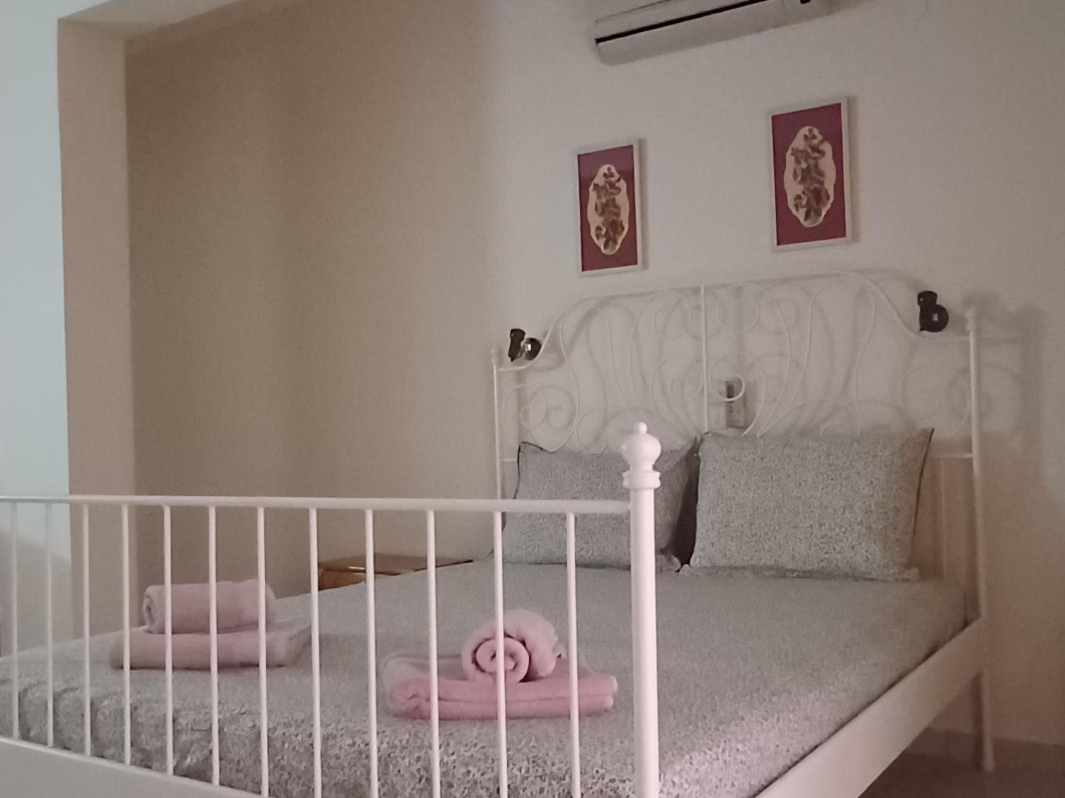 Flora Studios Corfu - Adults Only Benitses  Extérieur photo