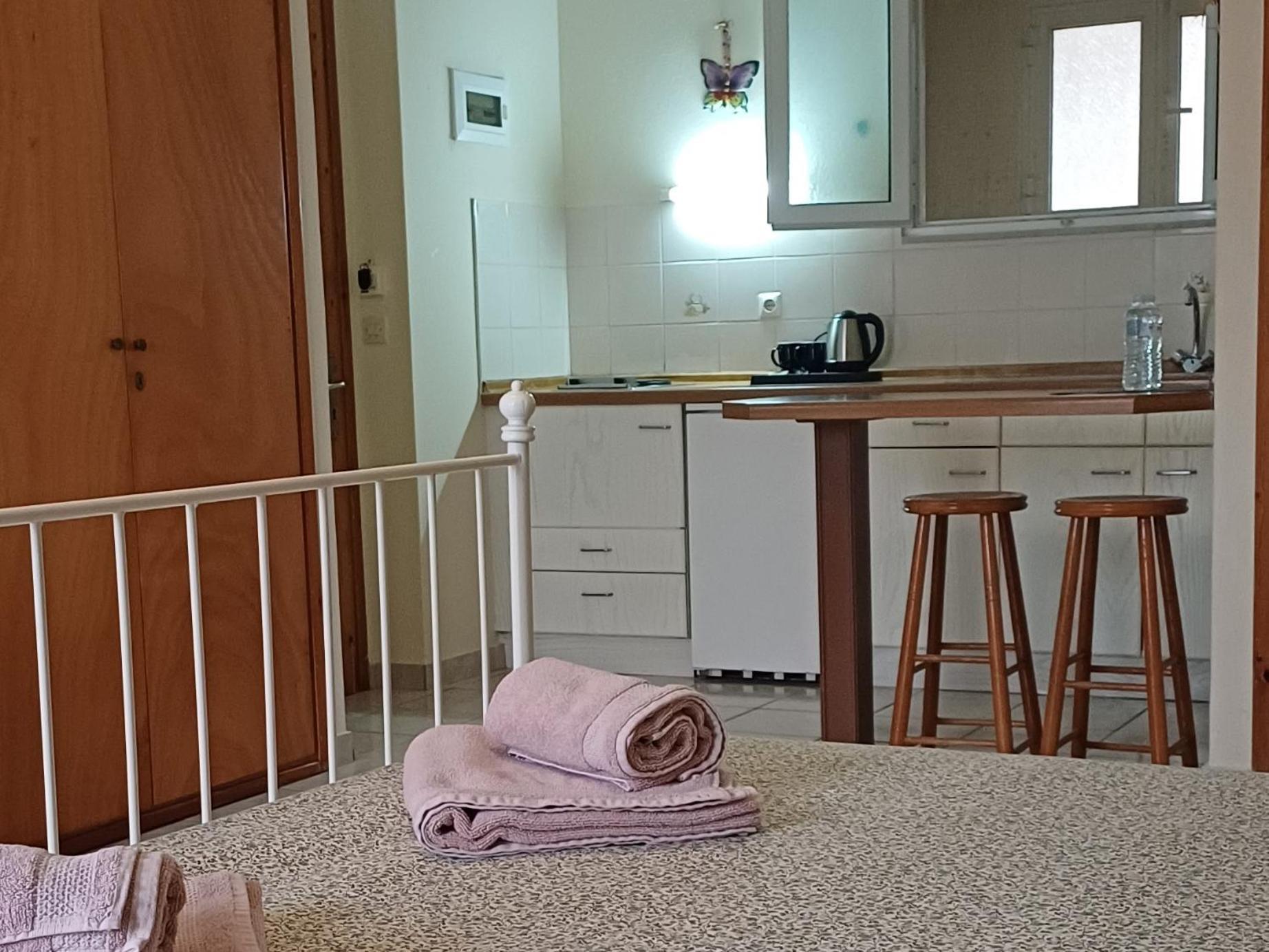 Flora Studios Corfu - Adults Only Benitses  Extérieur photo