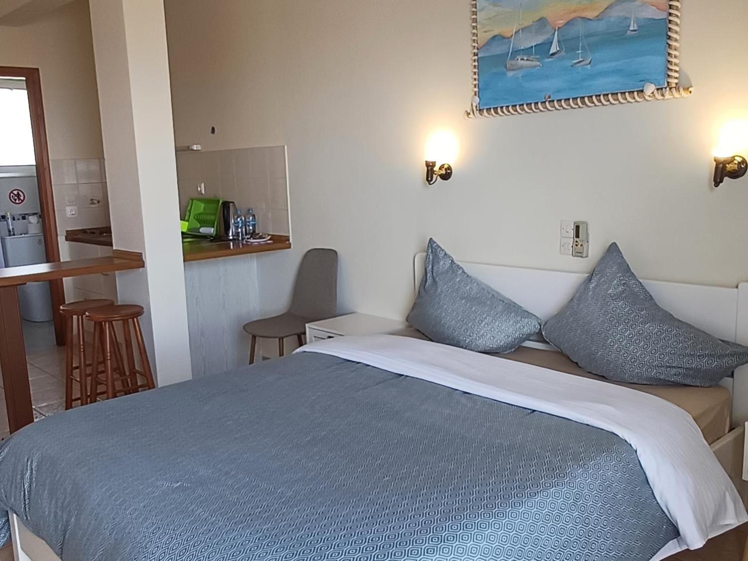 Flora Studios Corfu - Adults Only Benitses  Extérieur photo
