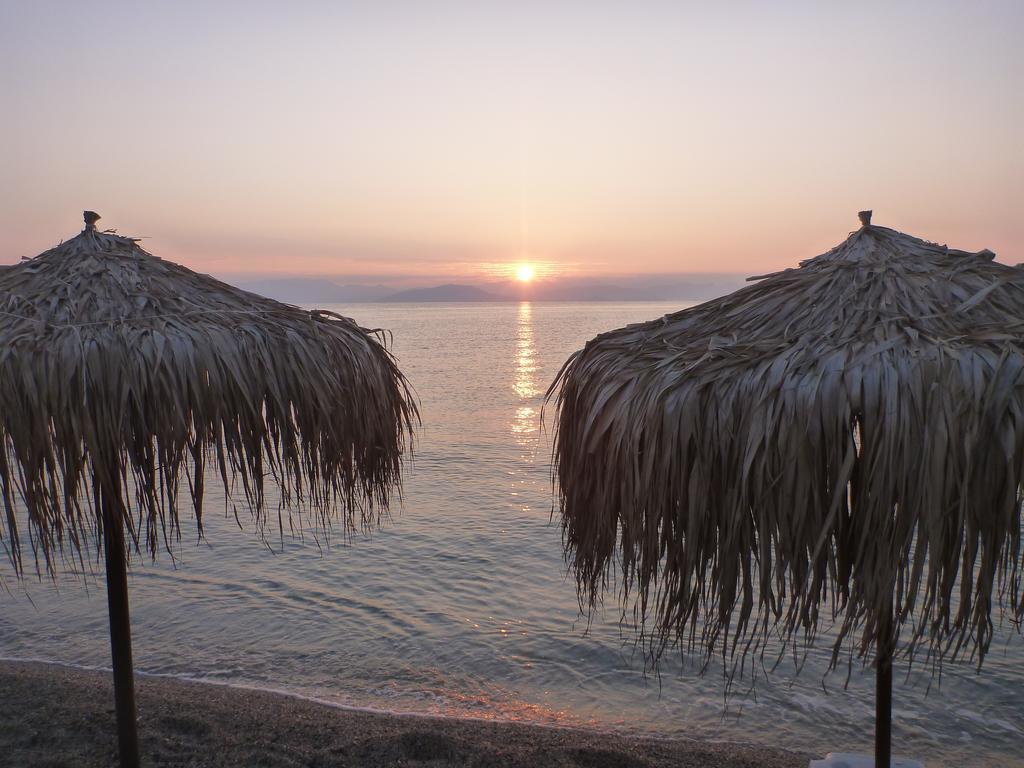 Flora Studios Corfu - Adults Only Benitses  Extérieur photo
